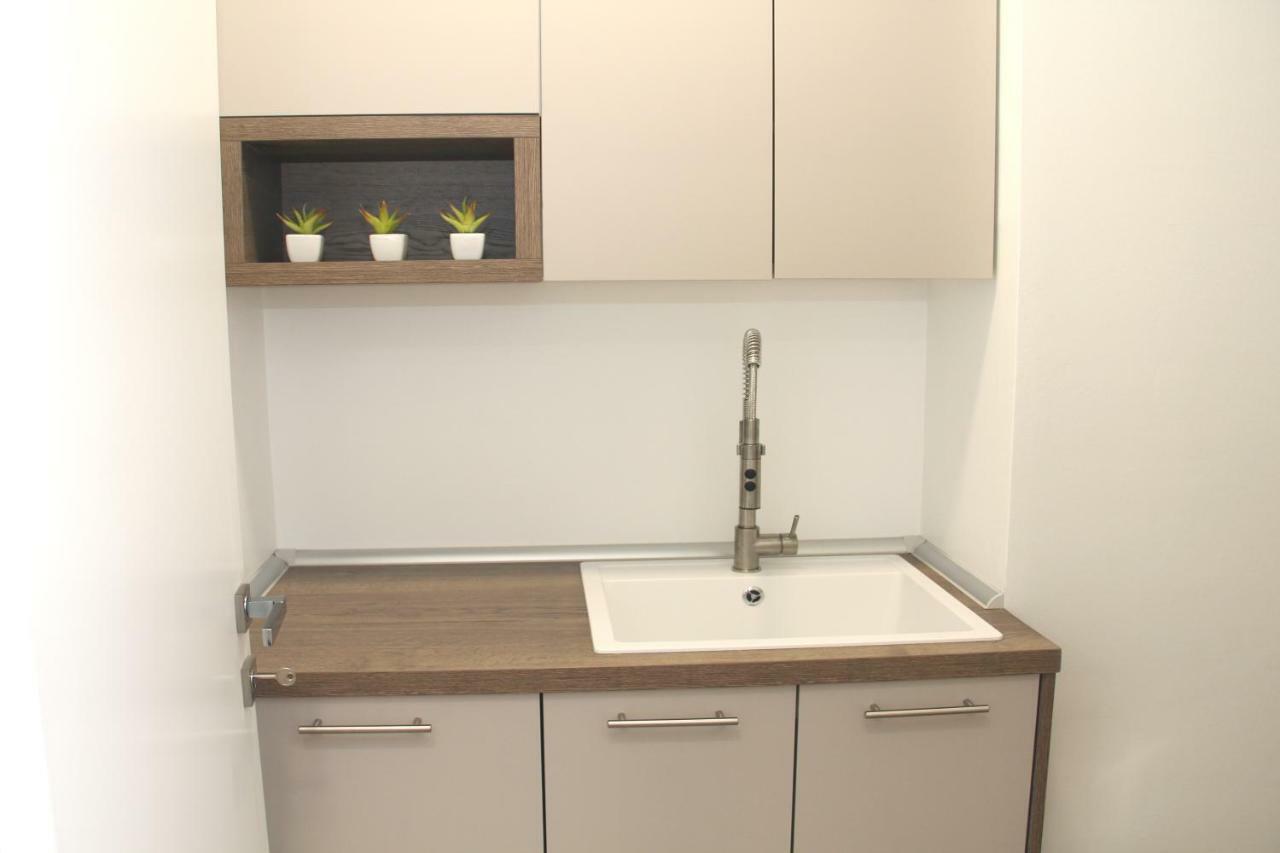 Maja Apartment ชิเบนิก ภายนอก รูปภาพ