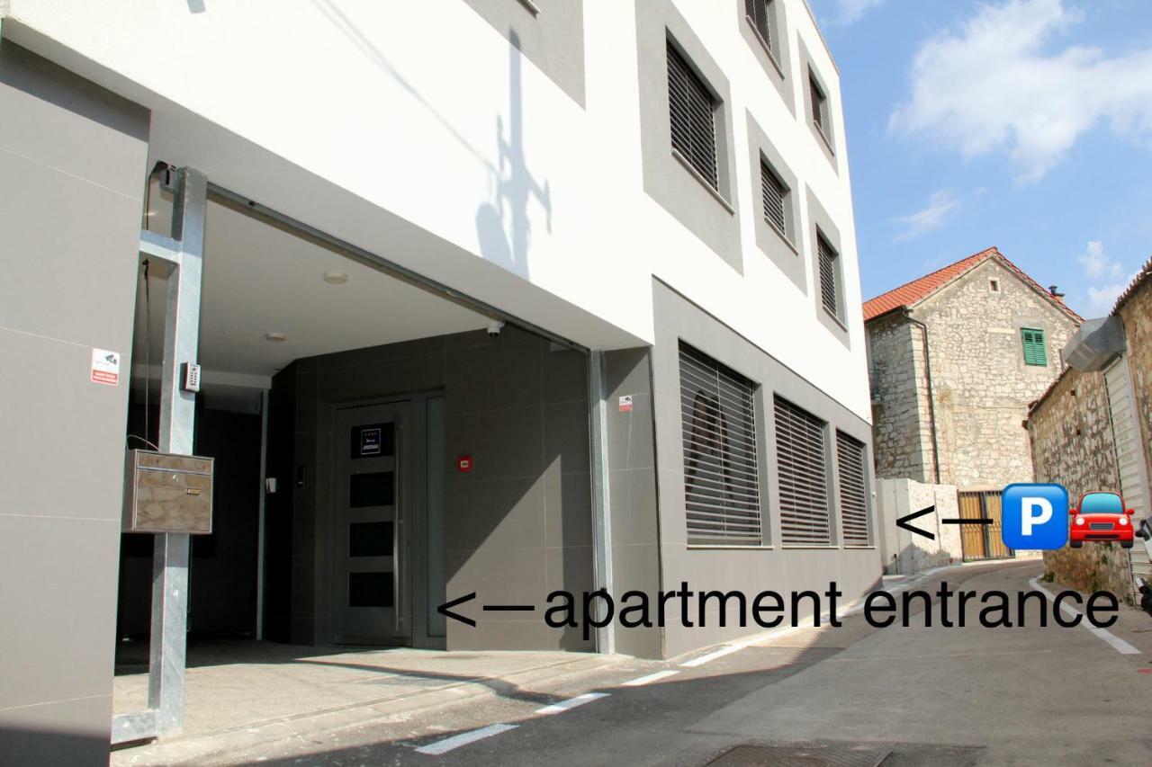 Maja Apartment ชิเบนิก ภายนอก รูปภาพ